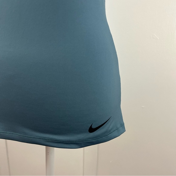 Nike Pro Hypercool womens athletic racer back blue tank top size M - Picture 3 of 12
